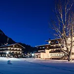 Tyrol Am Wilden Kaiser Söll