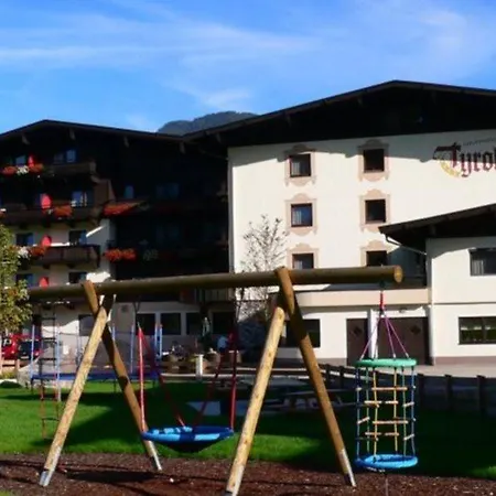 Hotell Tyrol Am Wilden Kaiser Söll