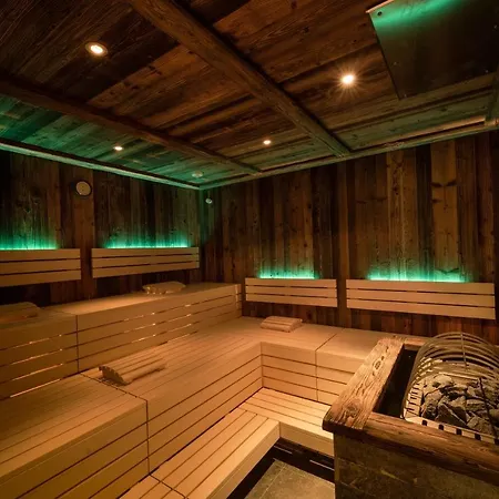 Hotell Tyrol Am Wilden Kaiser 4*