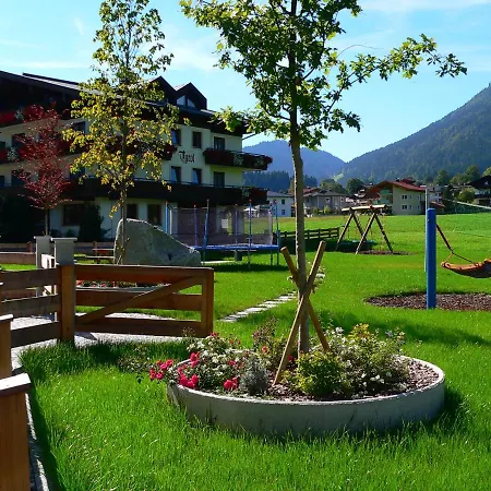 Hotell Tyrol Am Wilden Kaiser Söll